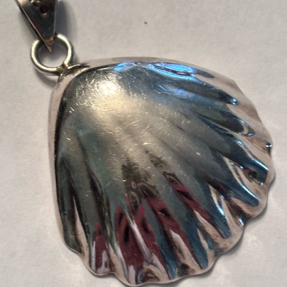 925- Mexico Silver Shell Pendant Necklace
